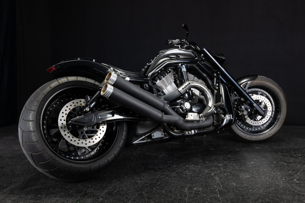 2004 HARLEY DAVIDSON V-ROD 300 ワイドタイヤ・フルカスタム : GIGGER