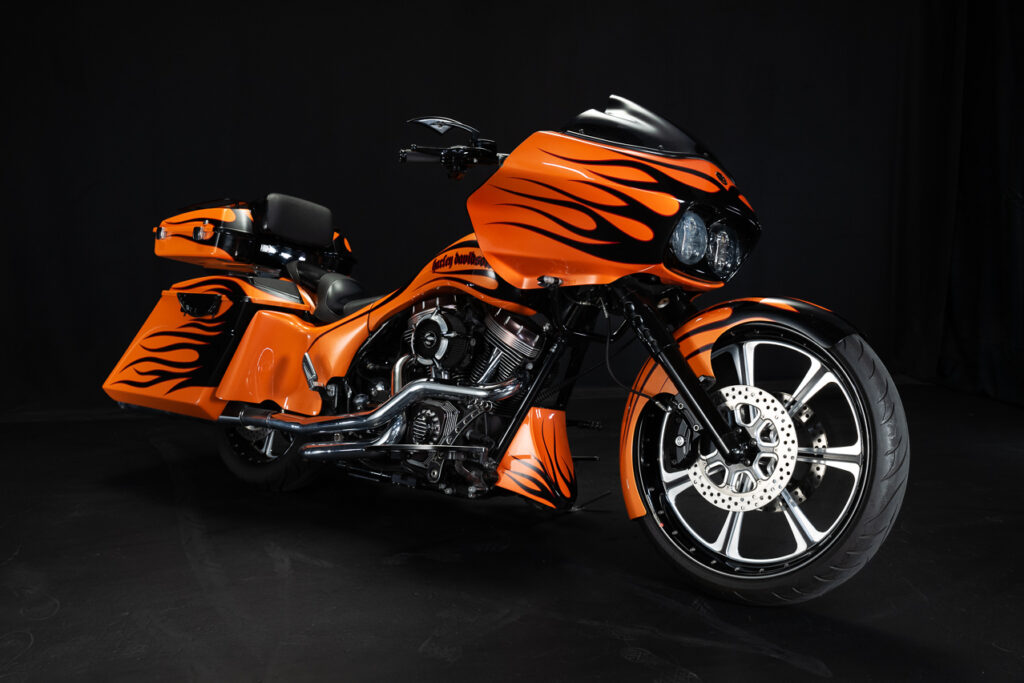 2011 HARLEY DAVIDSON FLTRX : ROAD GLIDE BAGGER CUSTOM